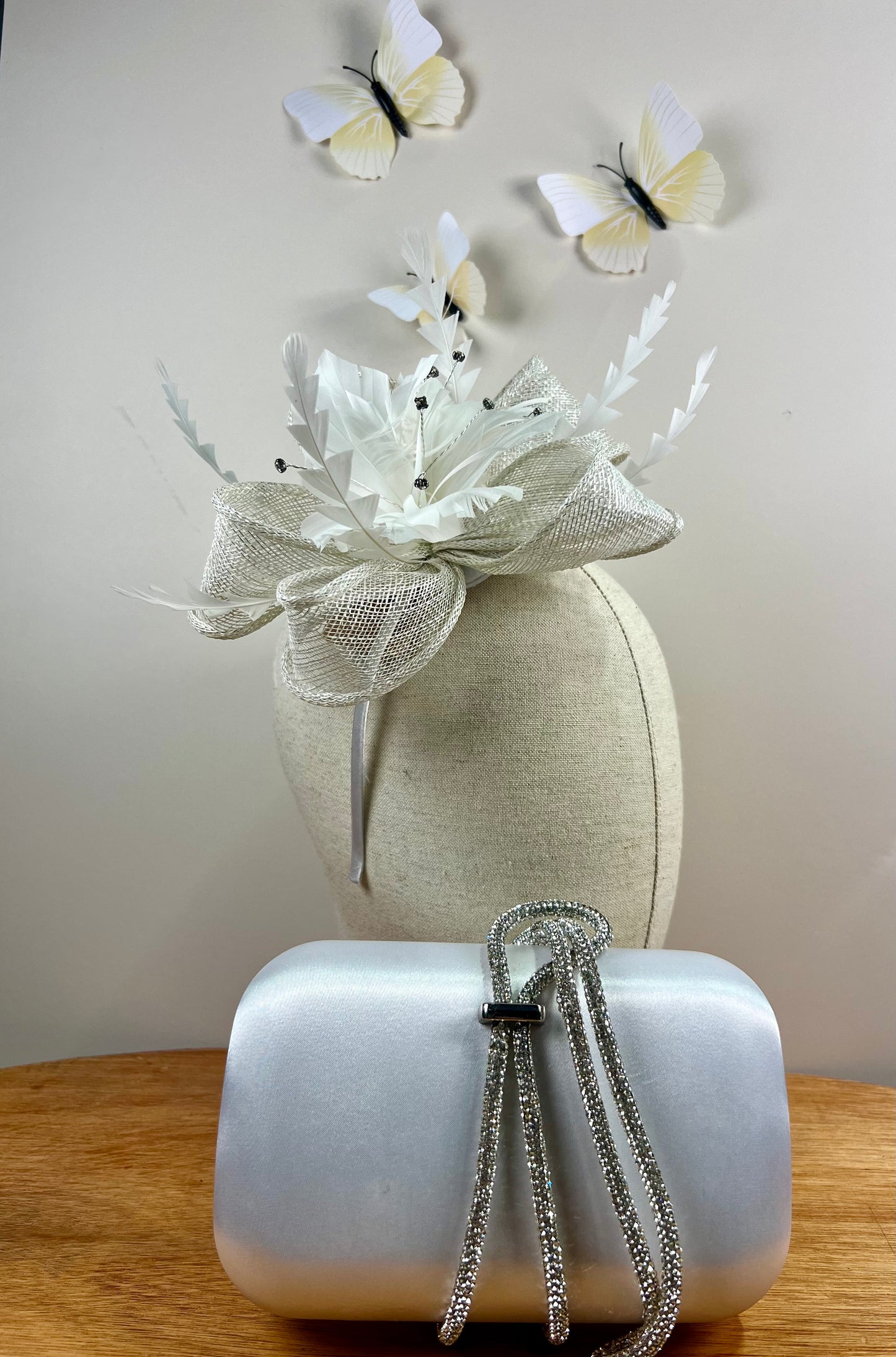 F0041 ZY0524 Set (Bag With Fascinators)