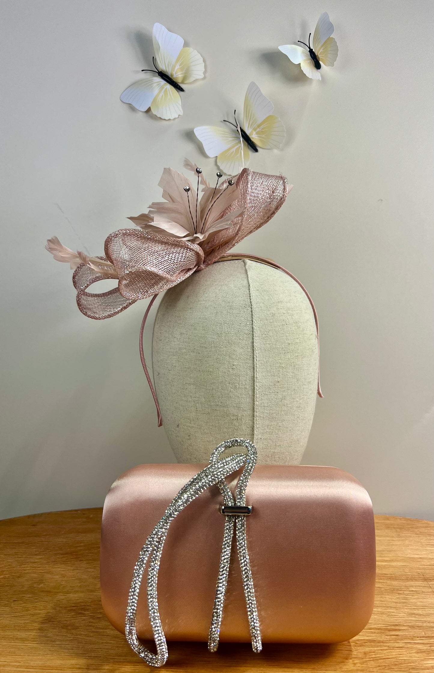 F0041 ZY0524 Set (Bag With Fascinators)