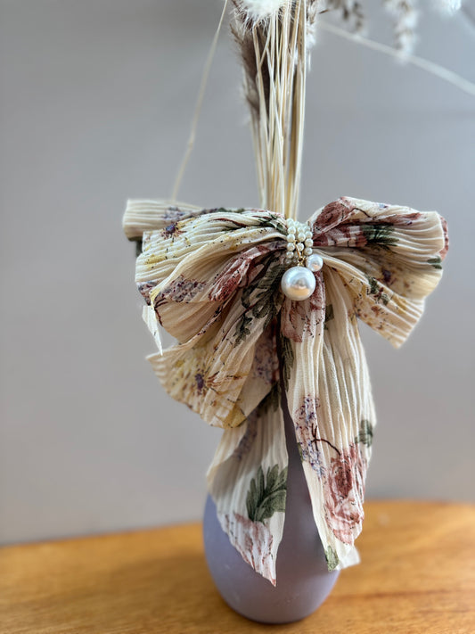 Flower Ivory Hairbow