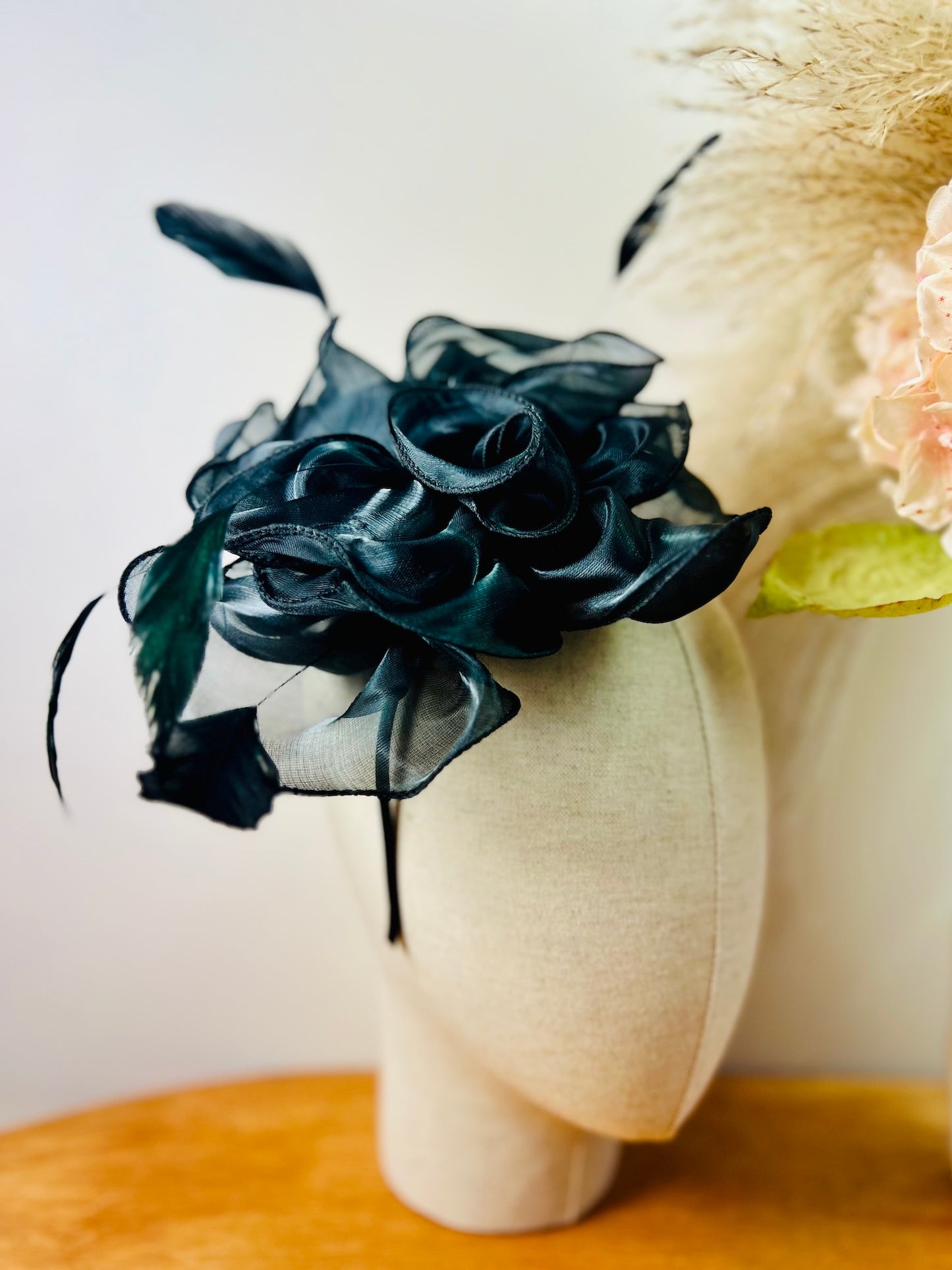 F0025 Black