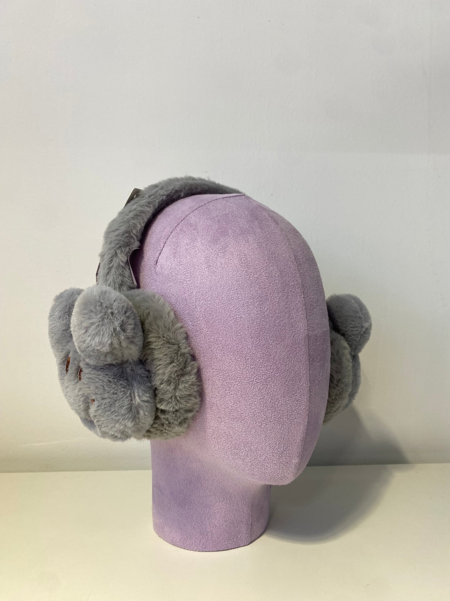 KE019 Kid Smiling Earmuff Grey