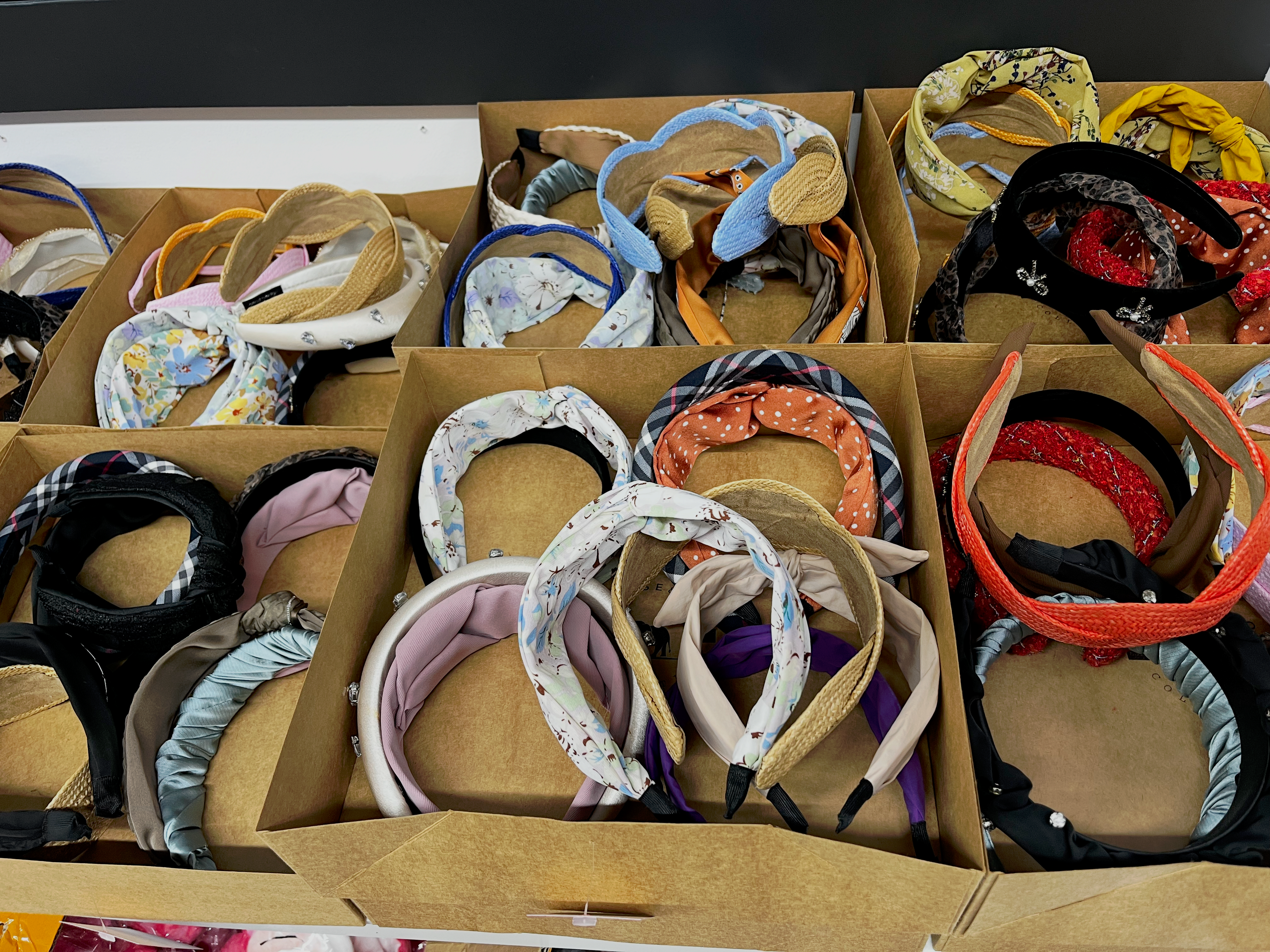 Women Headwear – 10 Pieces Mixed Colours Hair Accessories