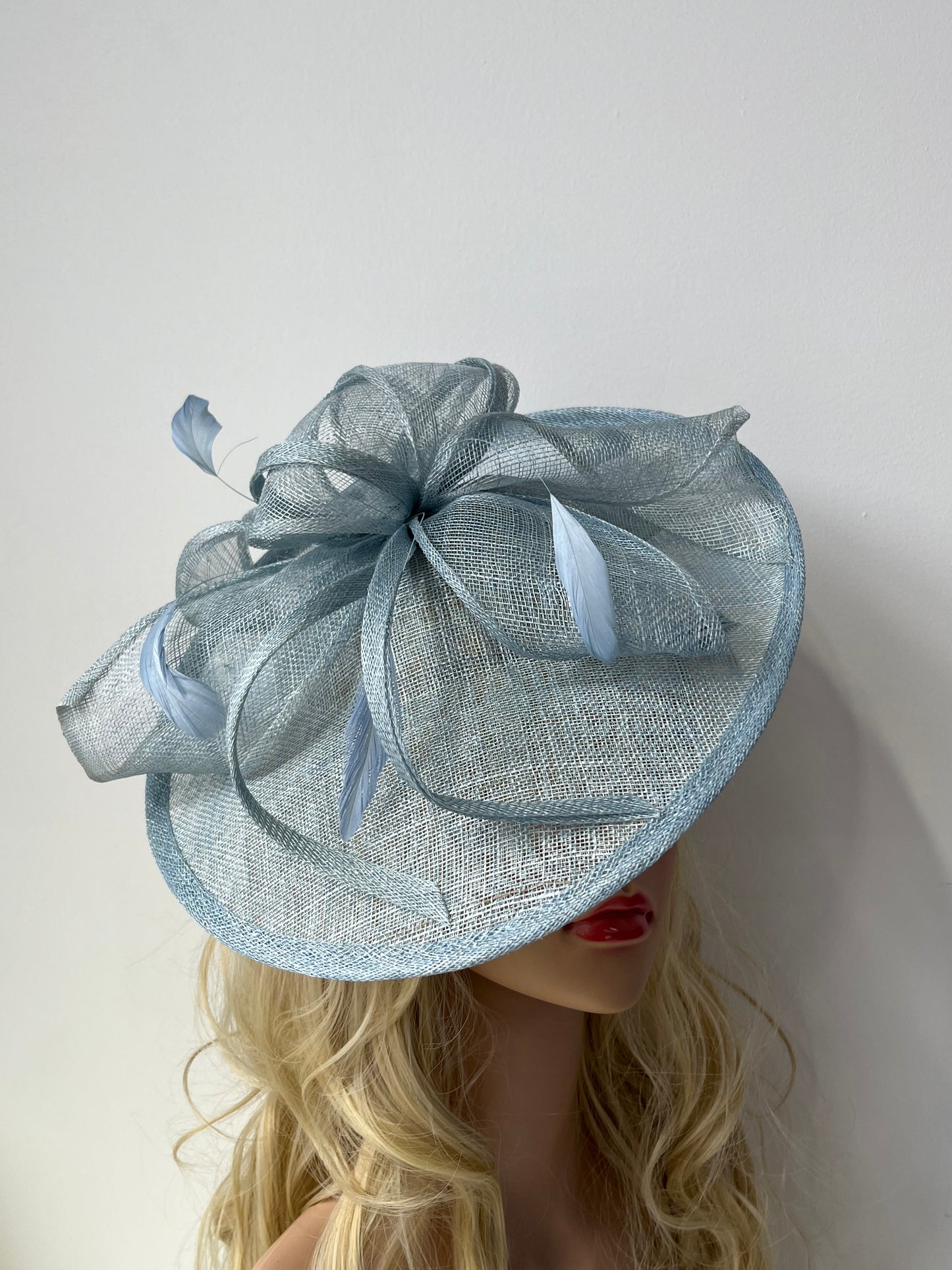 F0003 Light Blue Hat Fascinator