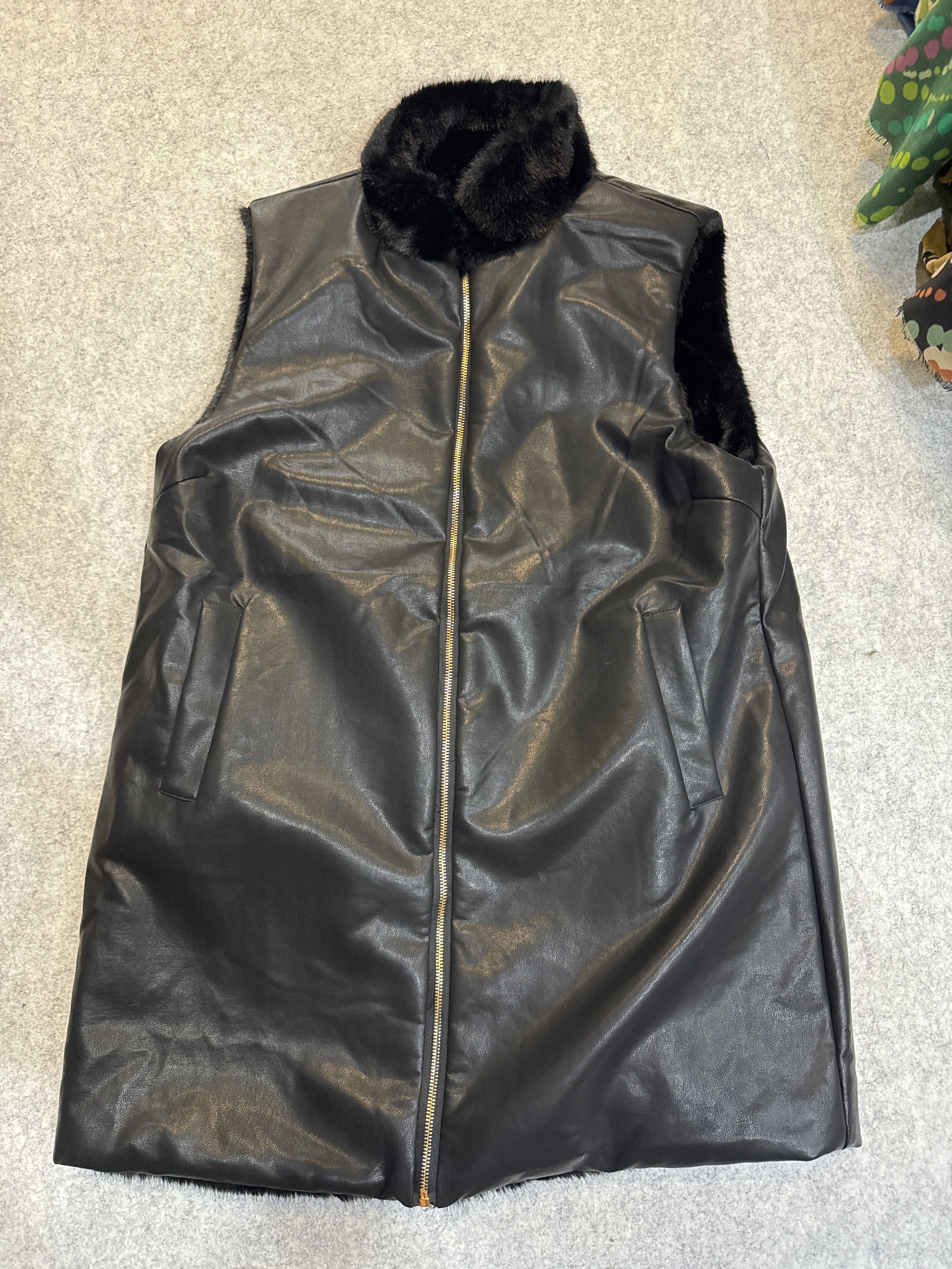 8011201 Black