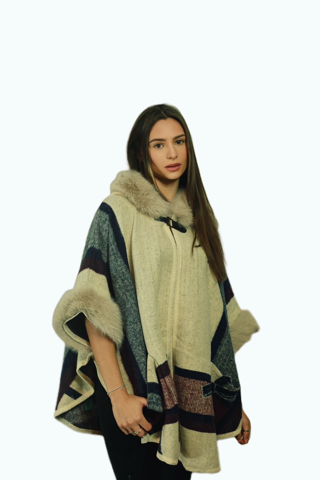 P003 Cozy Hooded Cape ivory