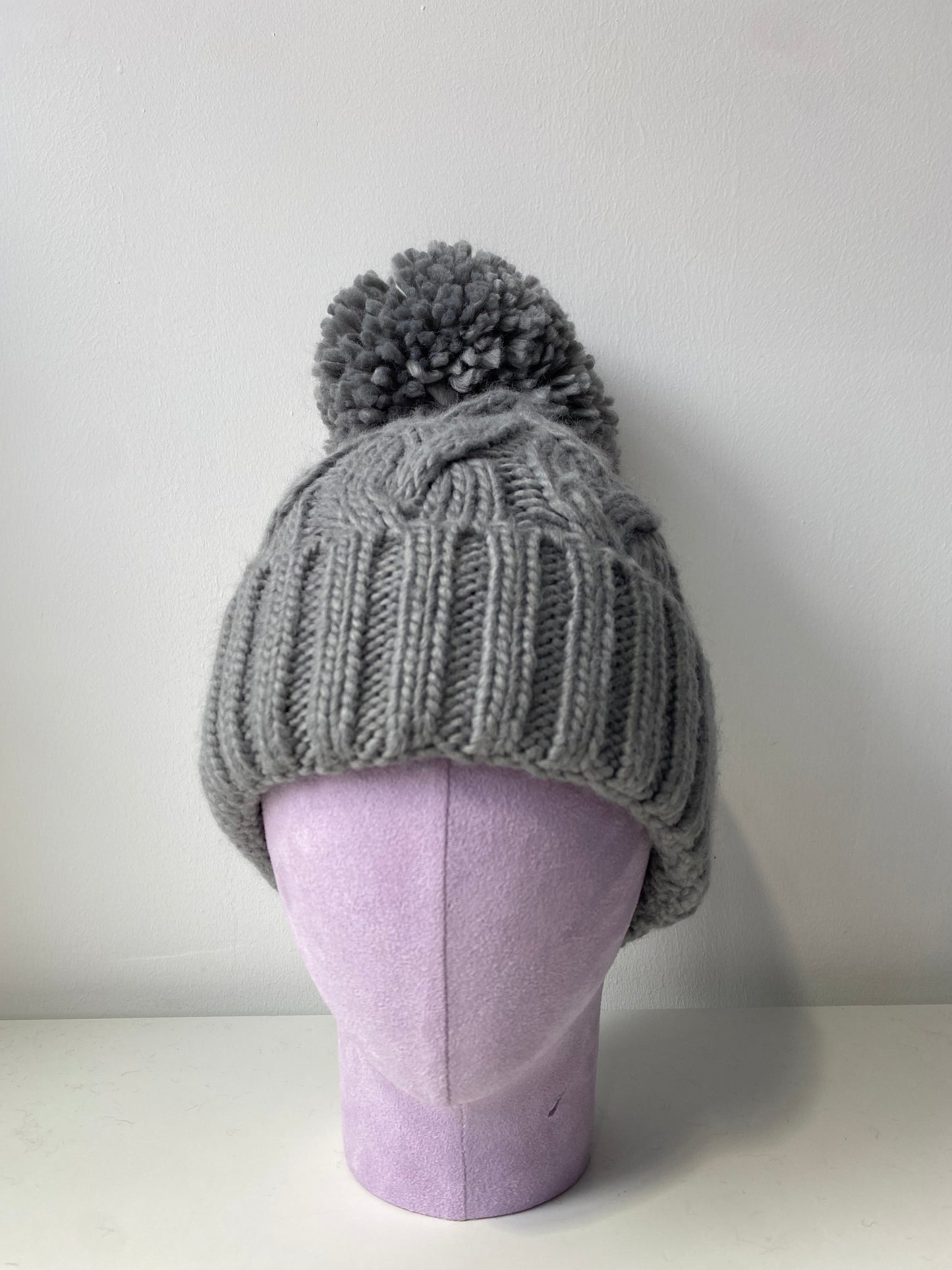 H409 Textured Knit Beanie with Pom-Pom Grey