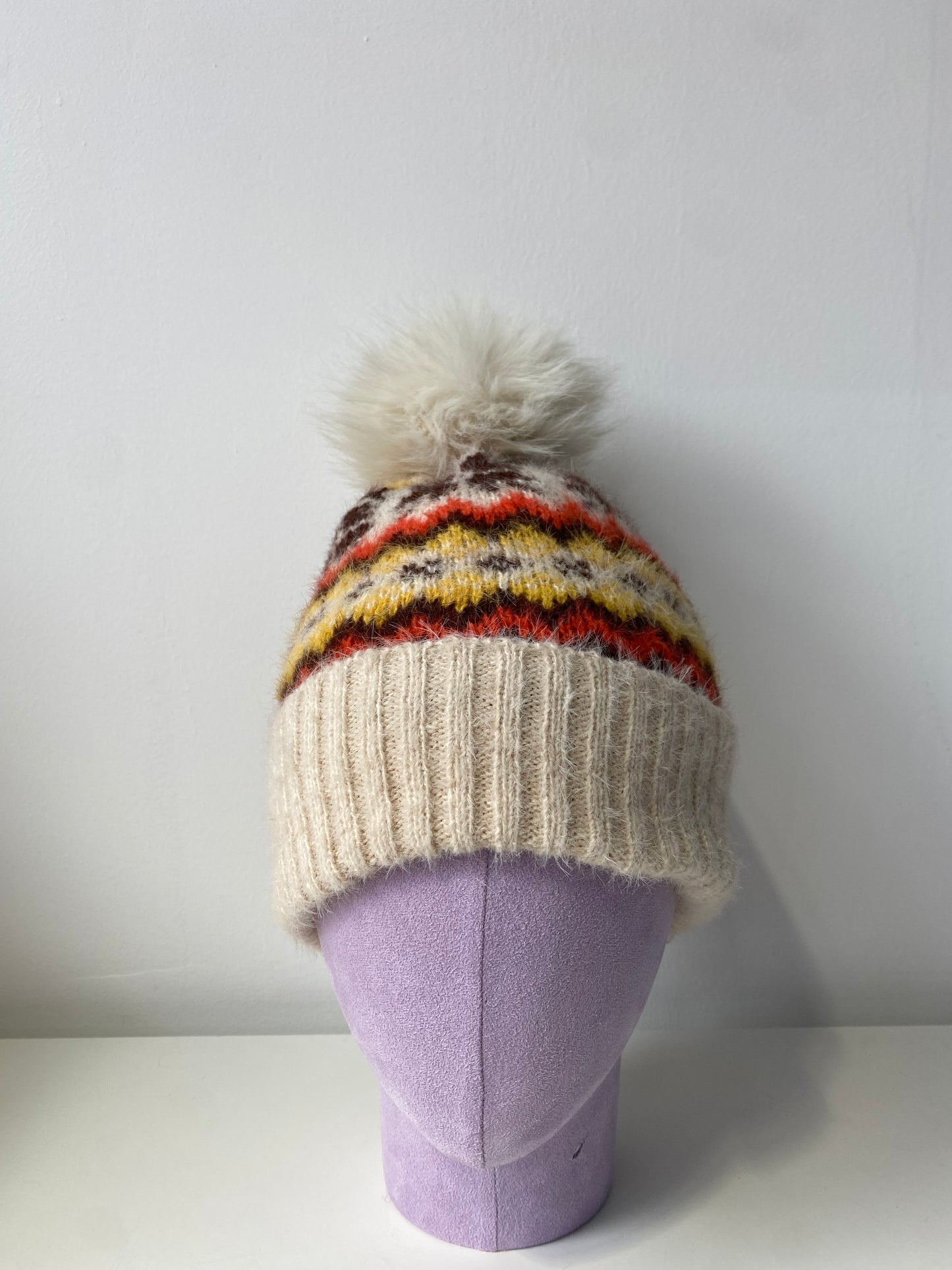 H407 Pom-Pom Patterned Fleece-Lined Beanie Beige