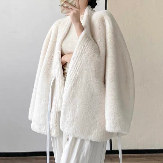 C804 One Size Fluffy Coat White