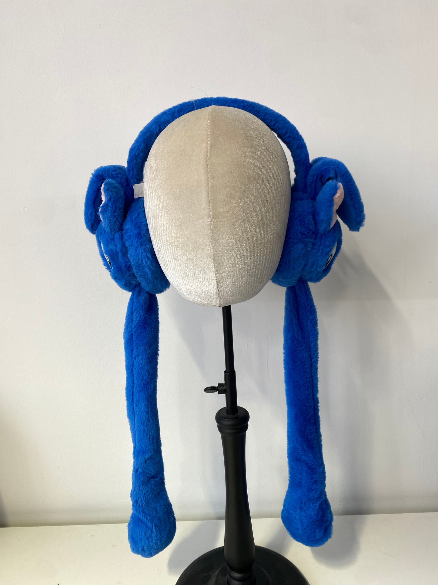 KE014 Ear Moving Earmuffs with LED