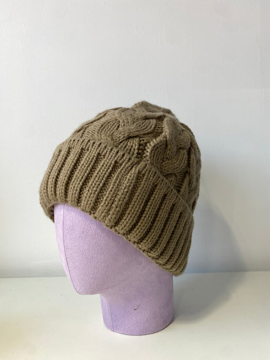 H408 Simple Textured Knit Beanie Camel