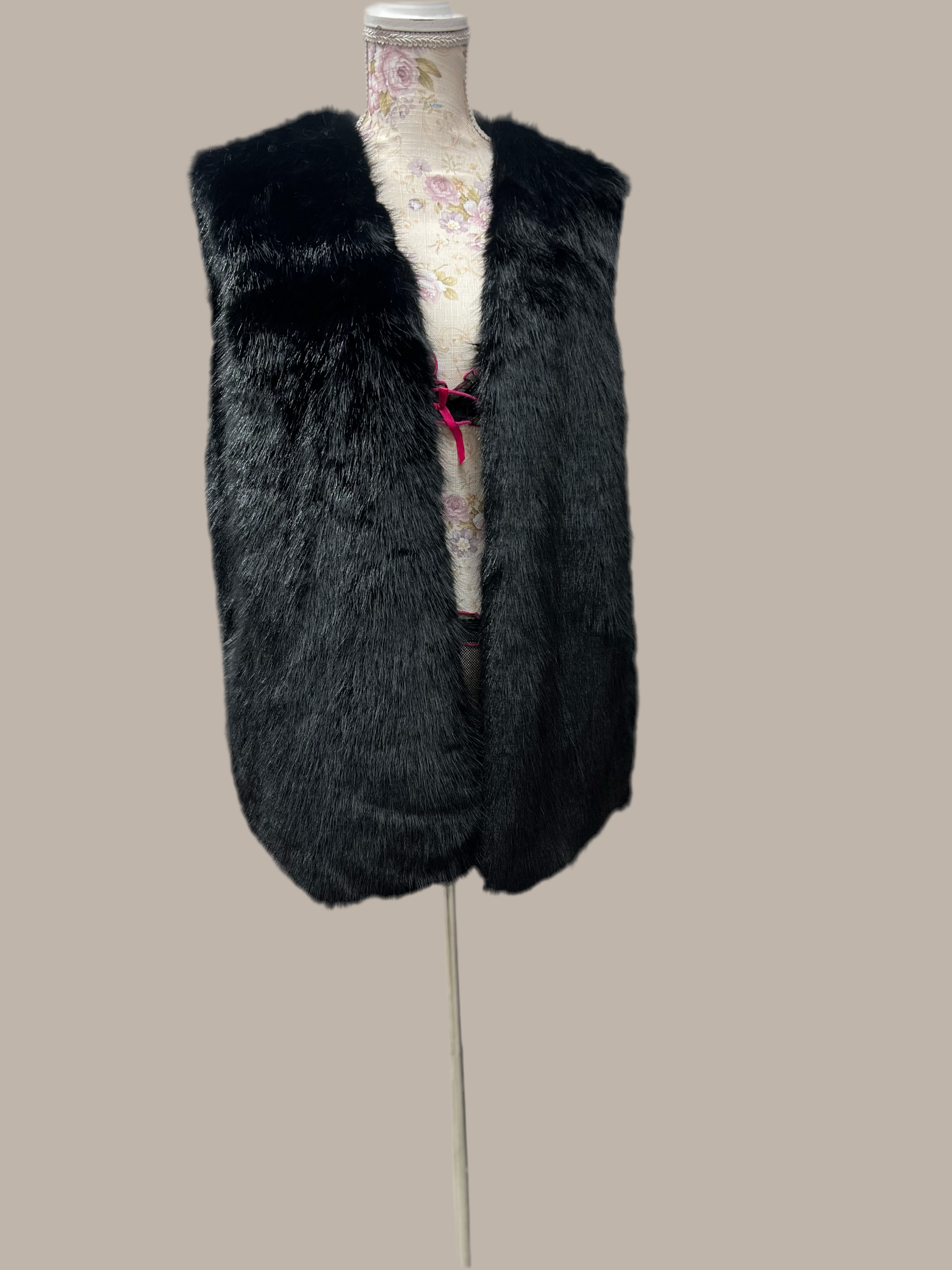 VC811 Faux Fur Vest Coat