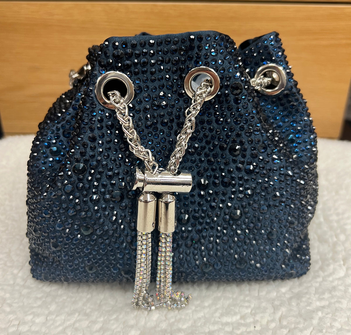 801B Bucket Bag
