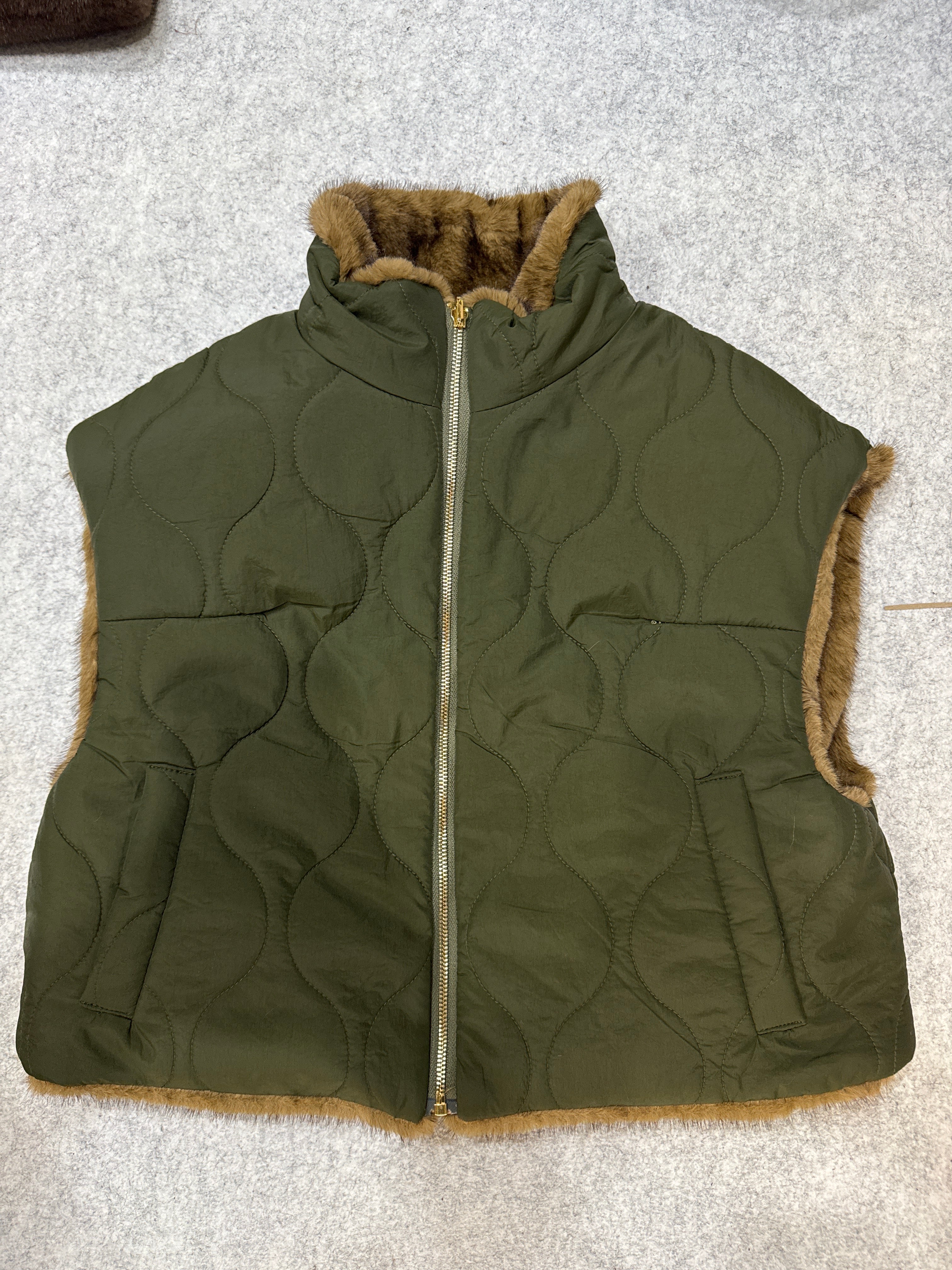 8011410 Army Green