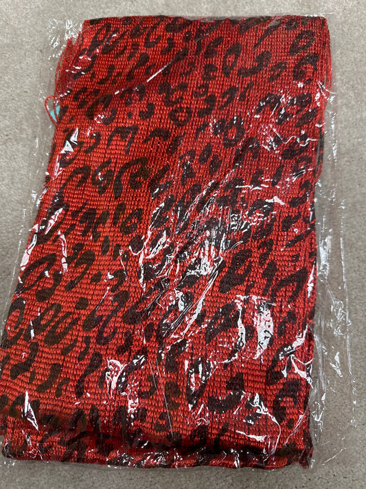 H005 Red leopard print