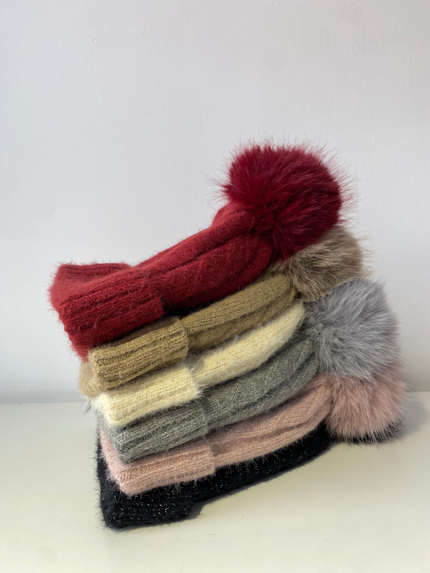 H405 Glitter Pom Fleece-Lined Beanie Beige