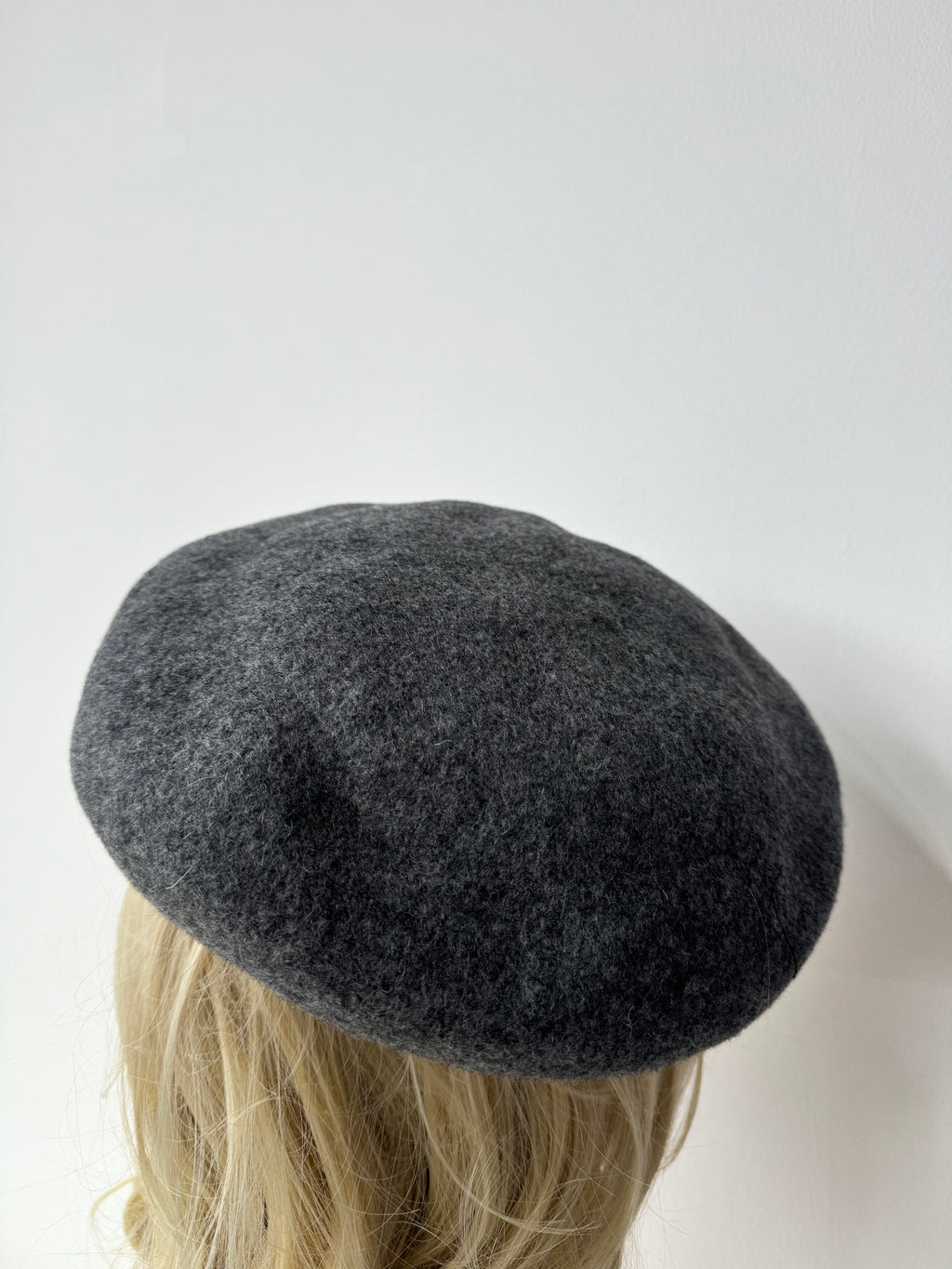Beret 100% Wool Dark Grey