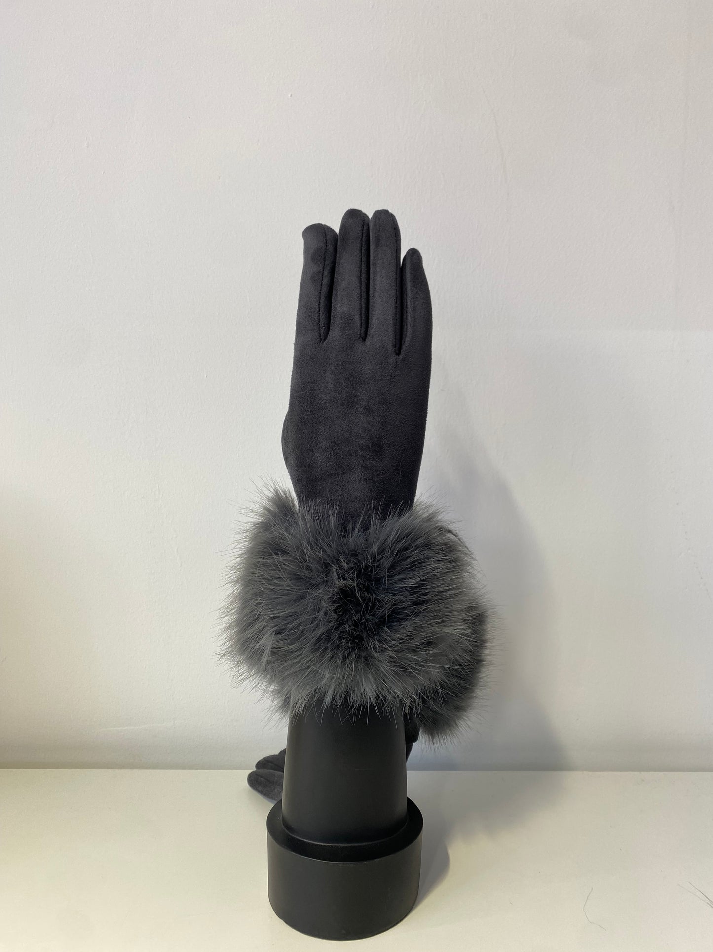 GW006 Woman Faux Fur Gloves Grey