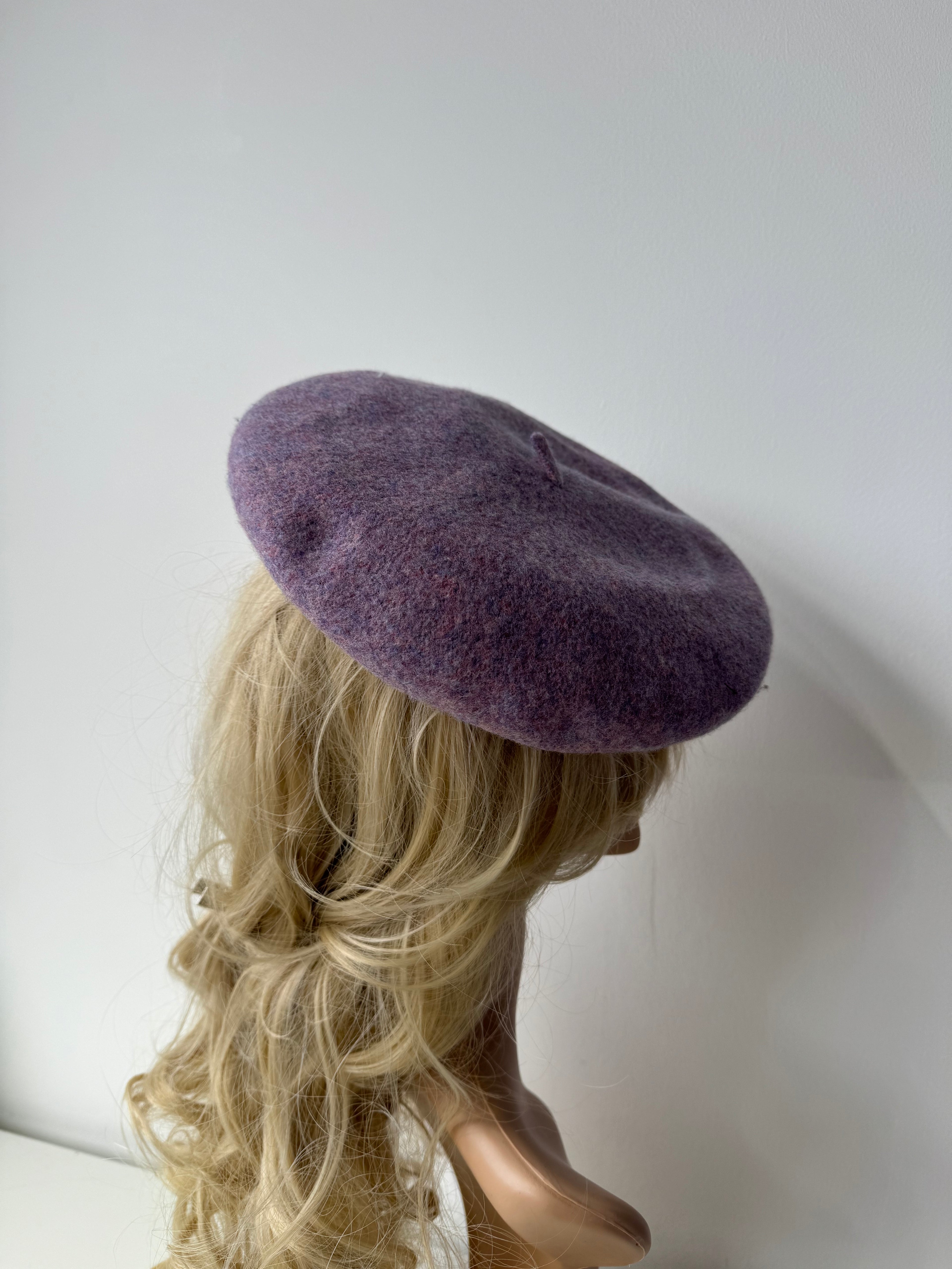 Beret 100% Wool Lilac