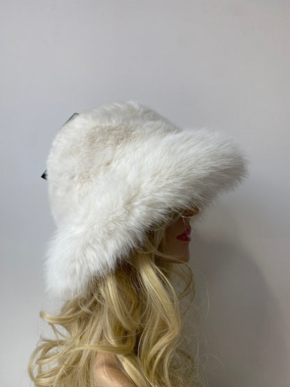 H501 Thickened Plush Faux Fur Fluffy Bucket Hat White