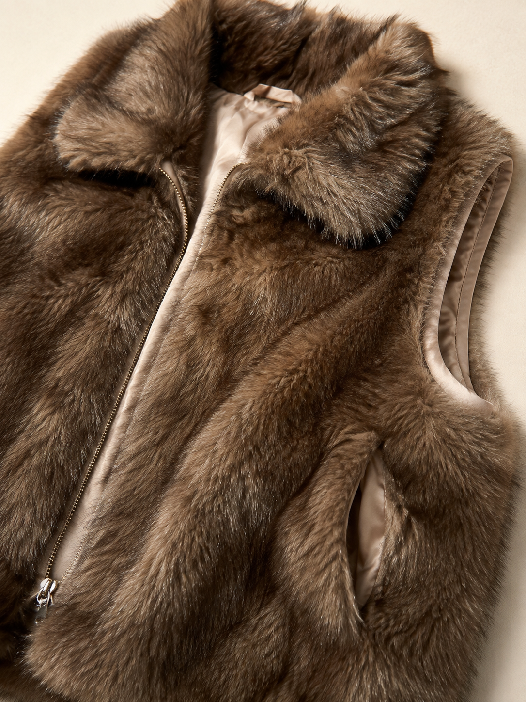 PRE-ORDER | 8011821 Taupe