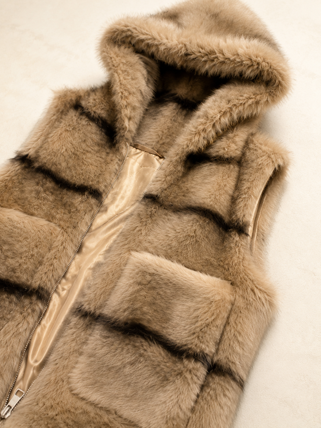 PRE-ORDER | 8011721 Taupe