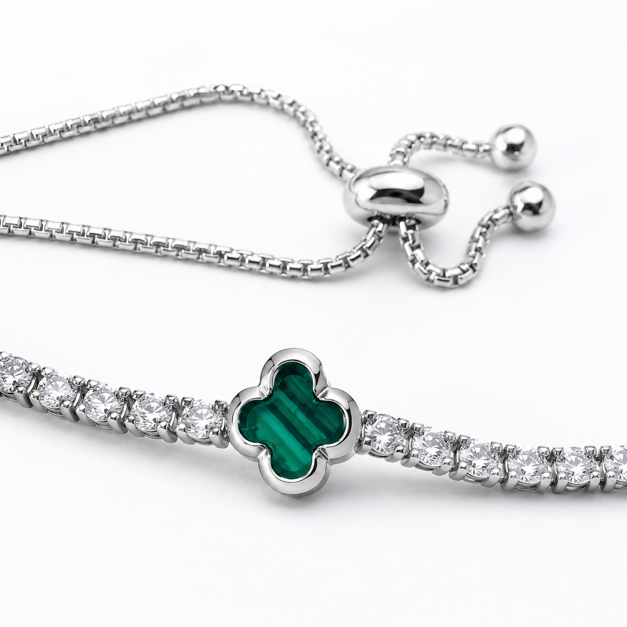 Bracelet 2026
