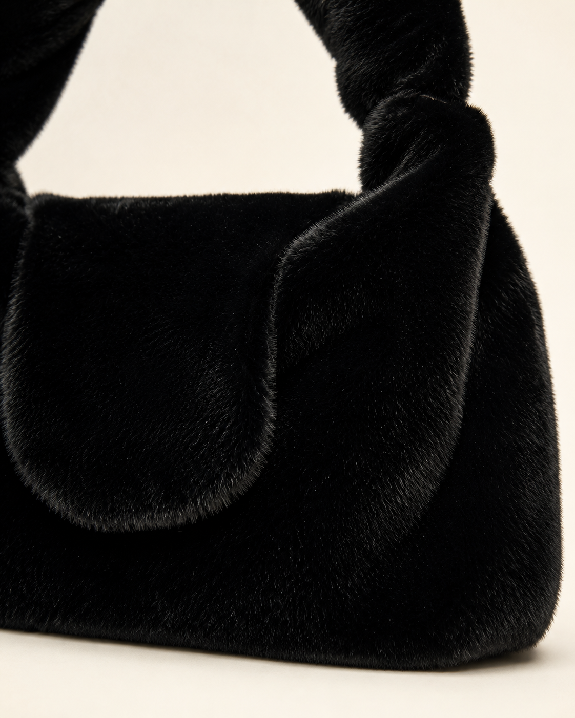 7010301 Black