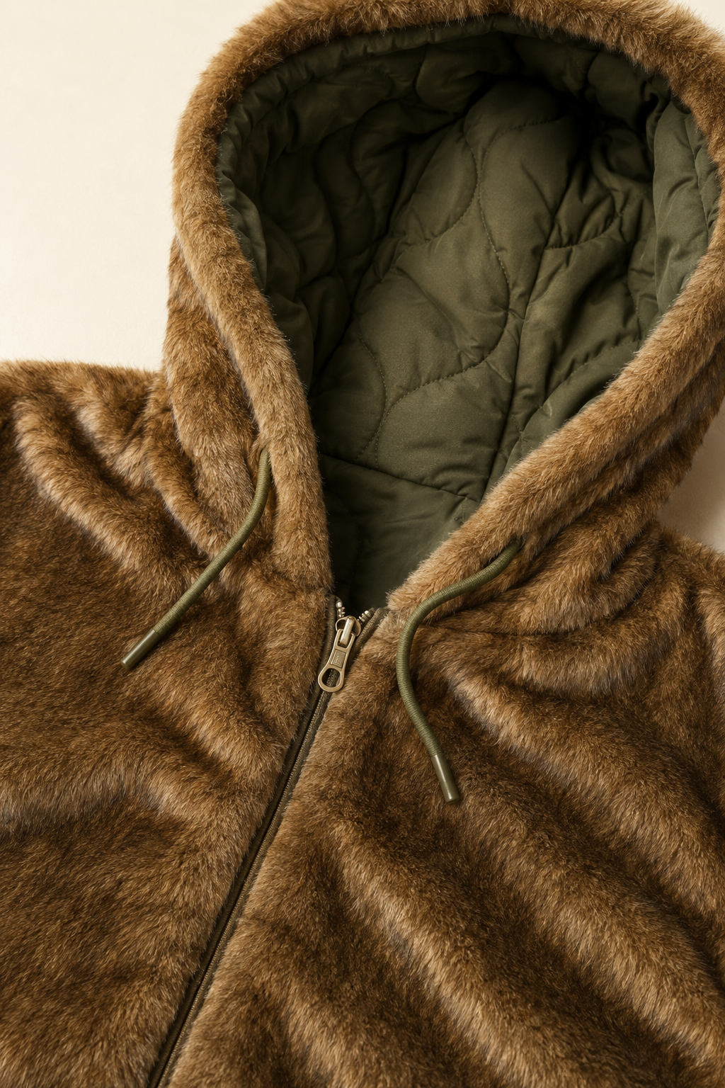 PRE-ORDER | 8011310 Army Green