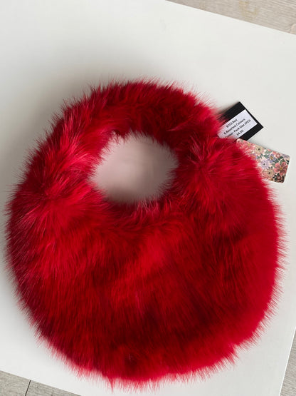 B703 Pieces Faux Fur Shoulder Bag Red