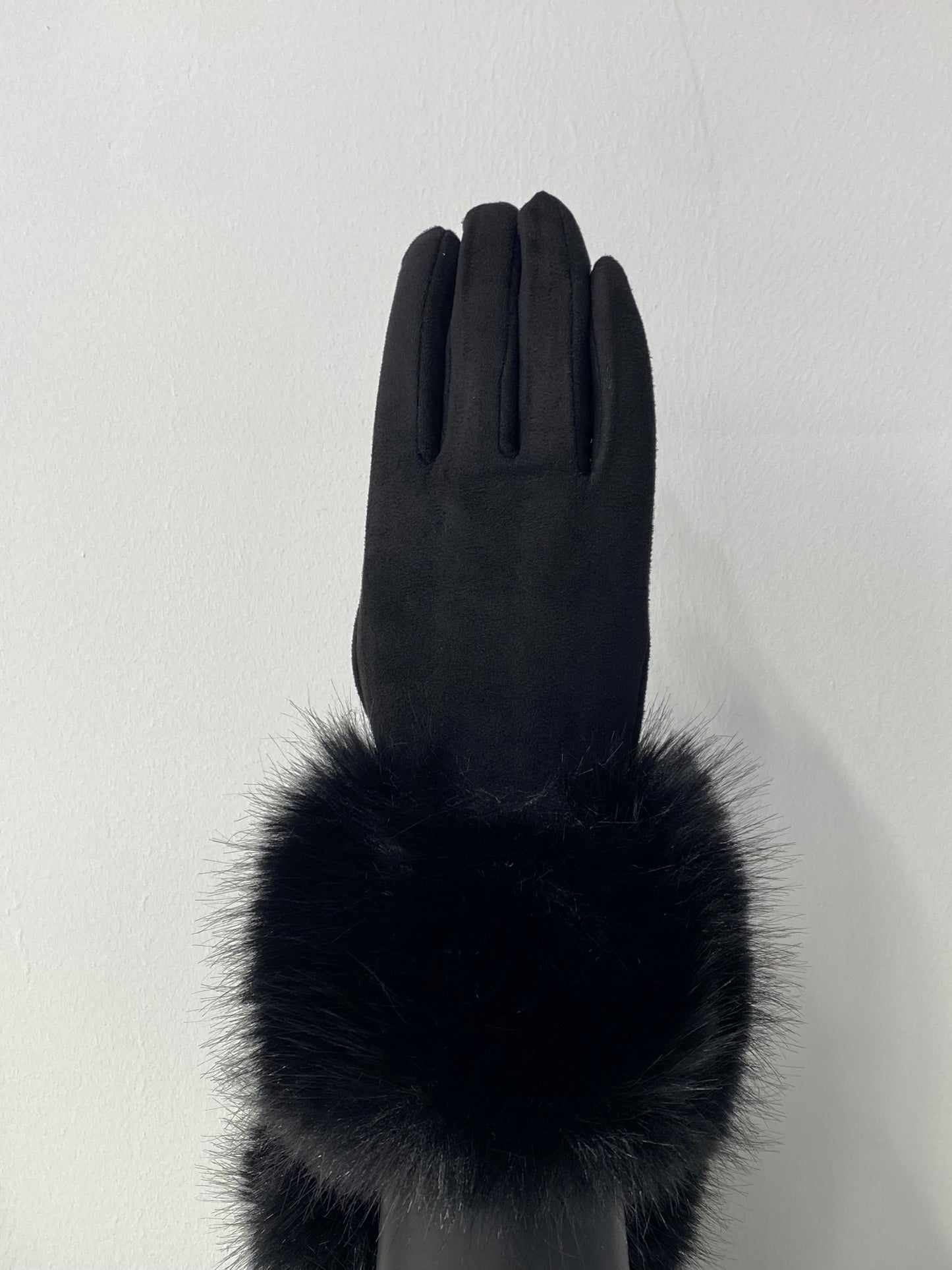 GW006 Woman Faux Fur Gloves Black