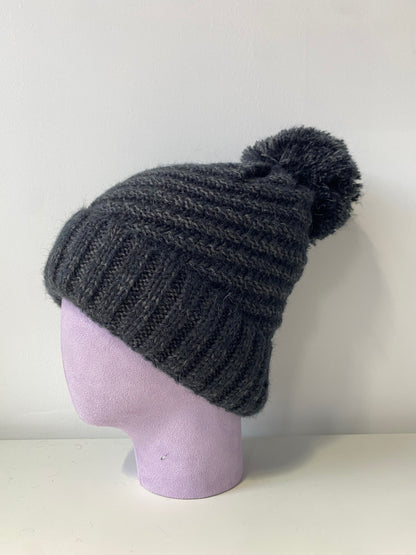 H410 Pom-Pom Textured Knit Beanie with Fleece Lining Black