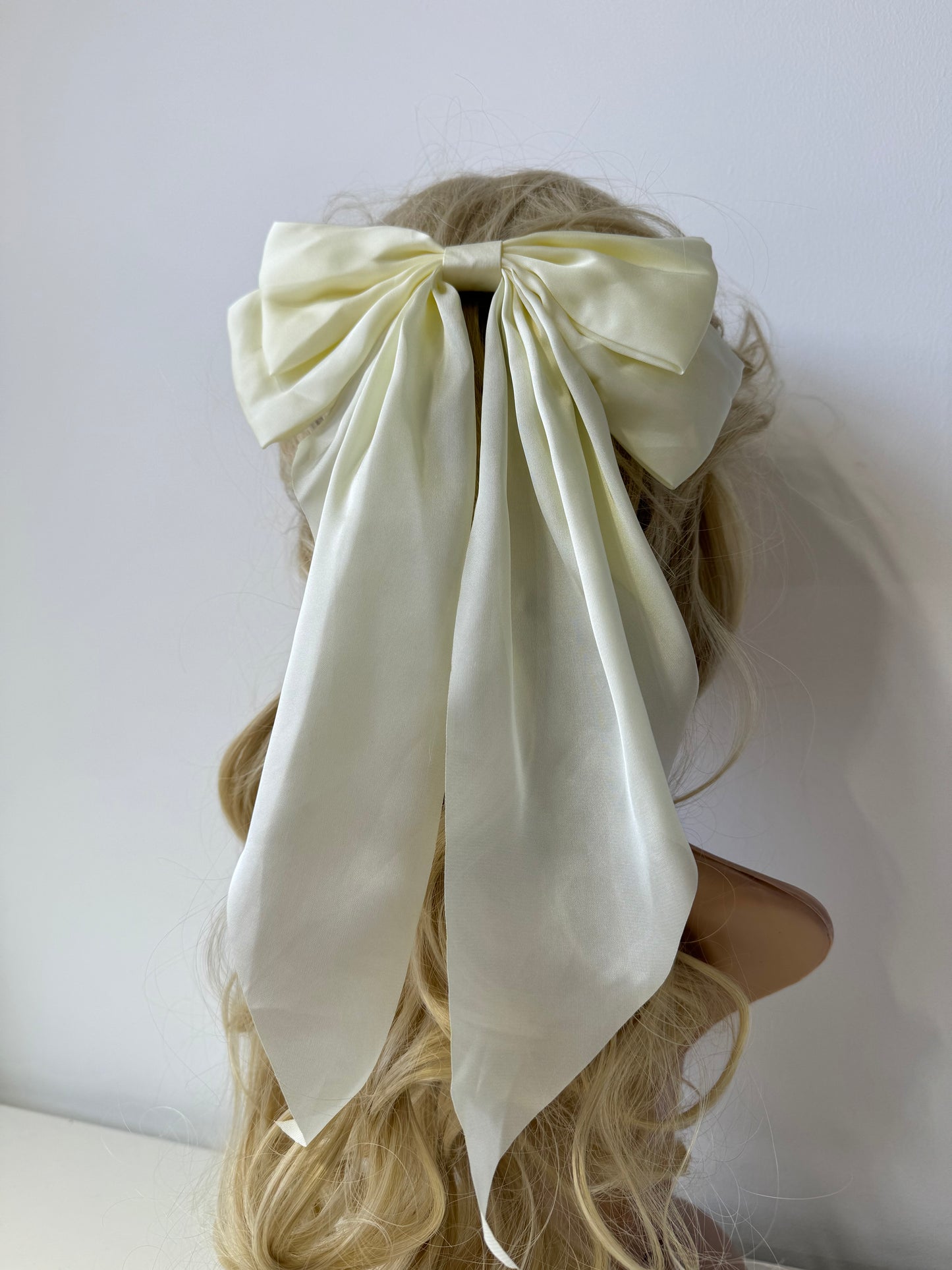 Hair Bow Ivory