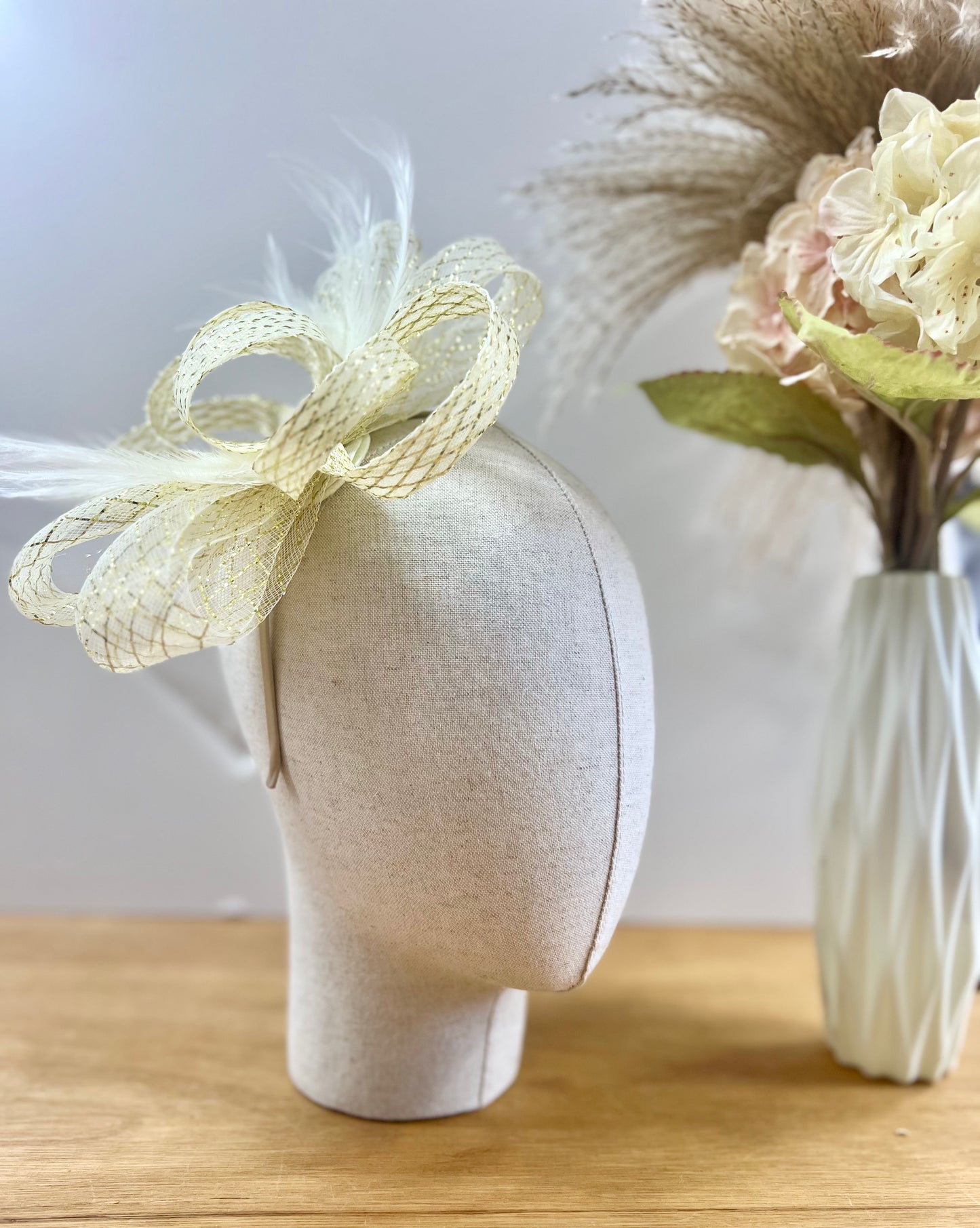 F0057 Light gold