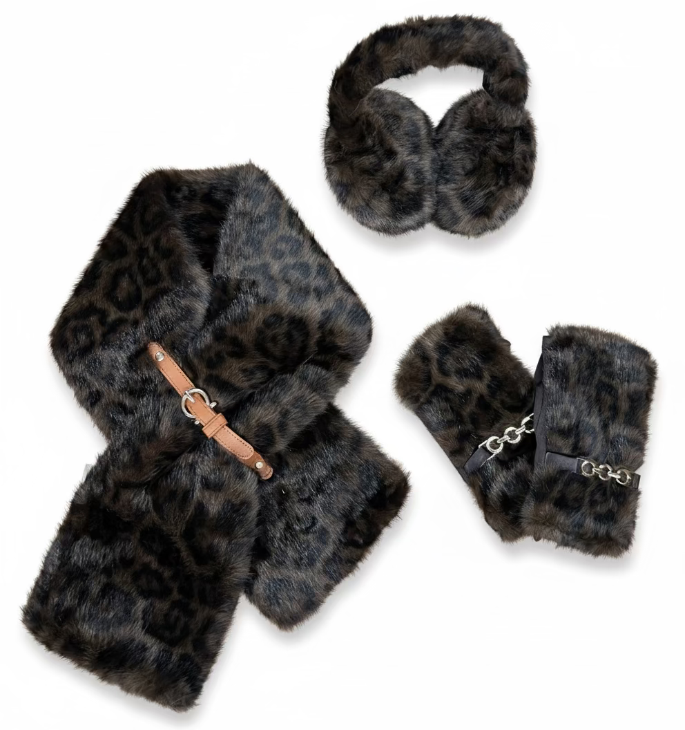 S003 Faux Fur Scarf