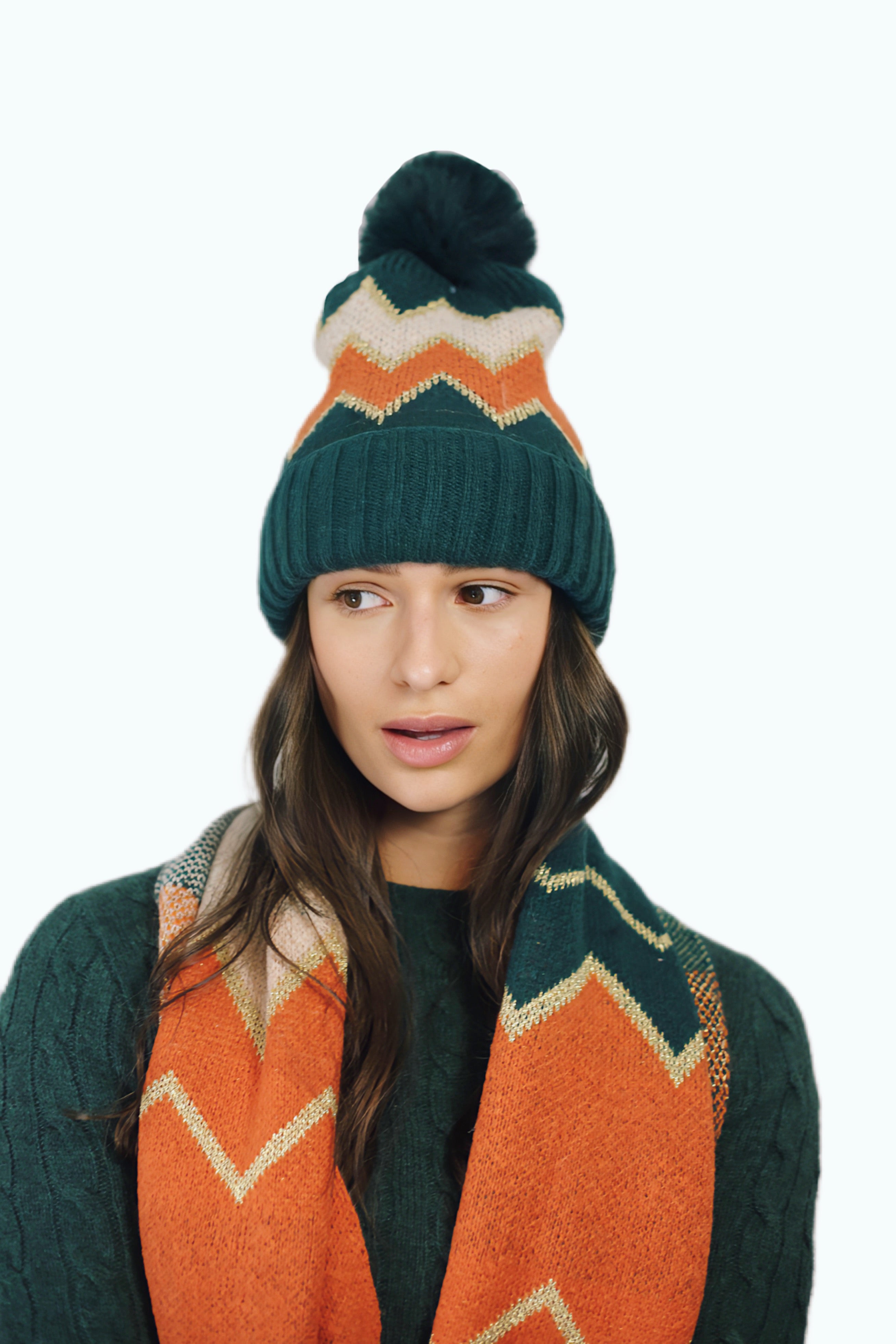 H01023 Beanie & Scarf Set