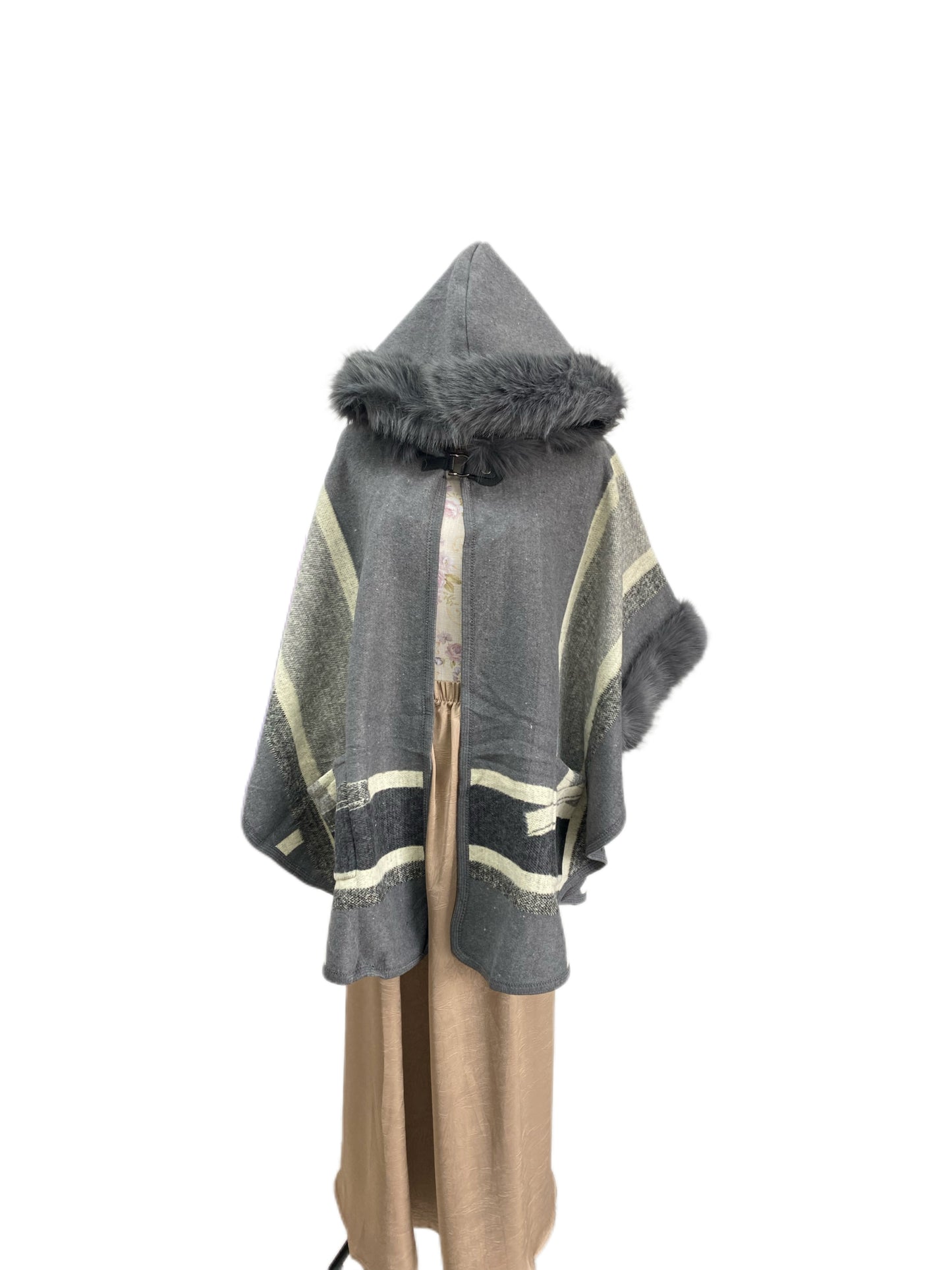 P003 Cozy Hooded Cape grey