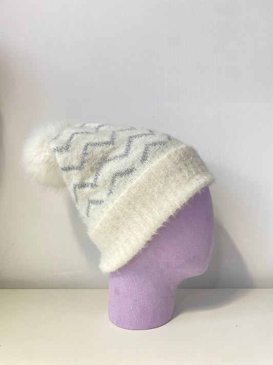 H404 Wavy Line Fleece-Lined Beanie Cream with Silver