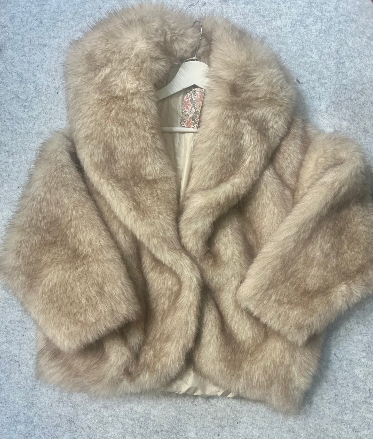 C811 Short Coat