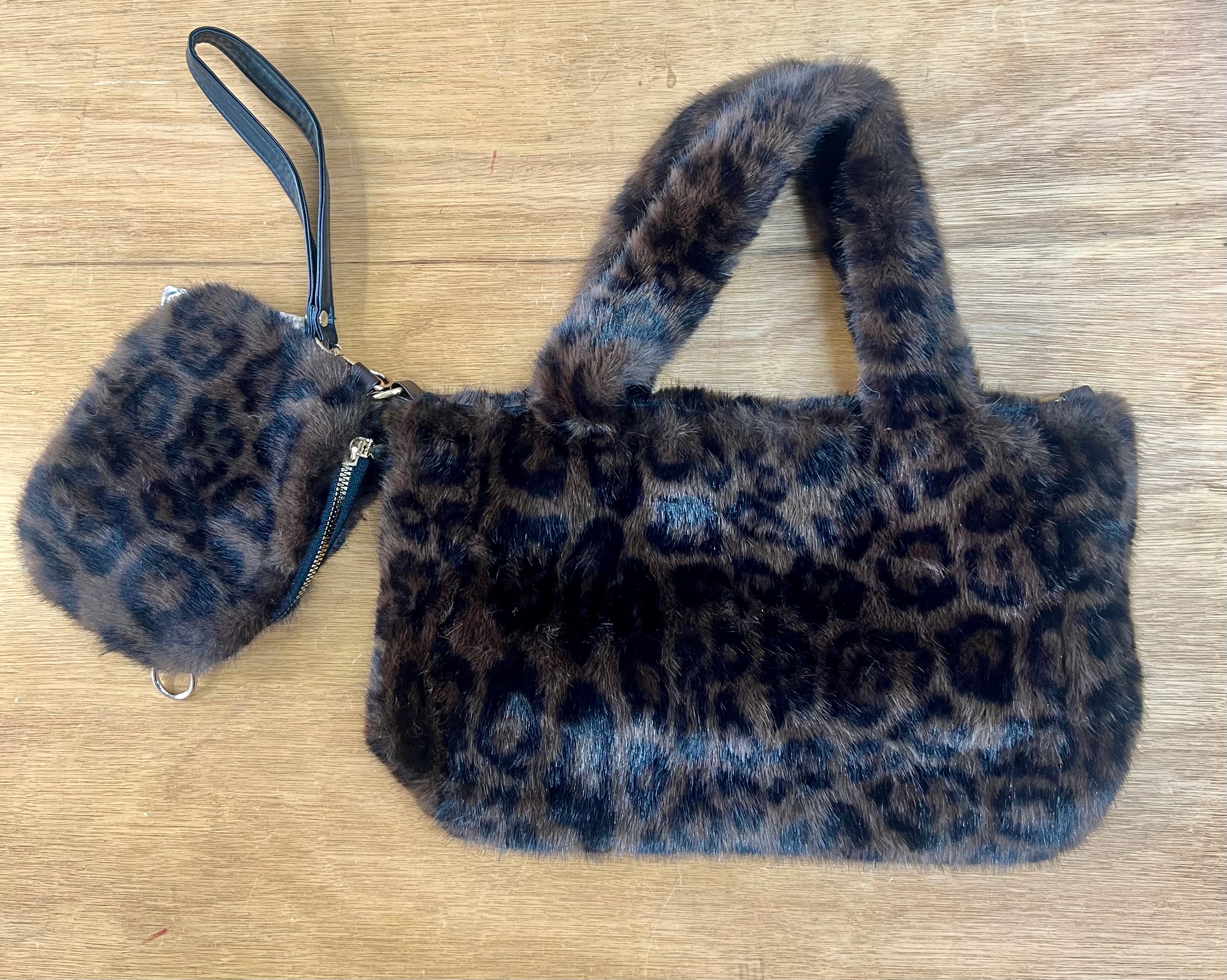 B706-1 Fluffy Tote Bag