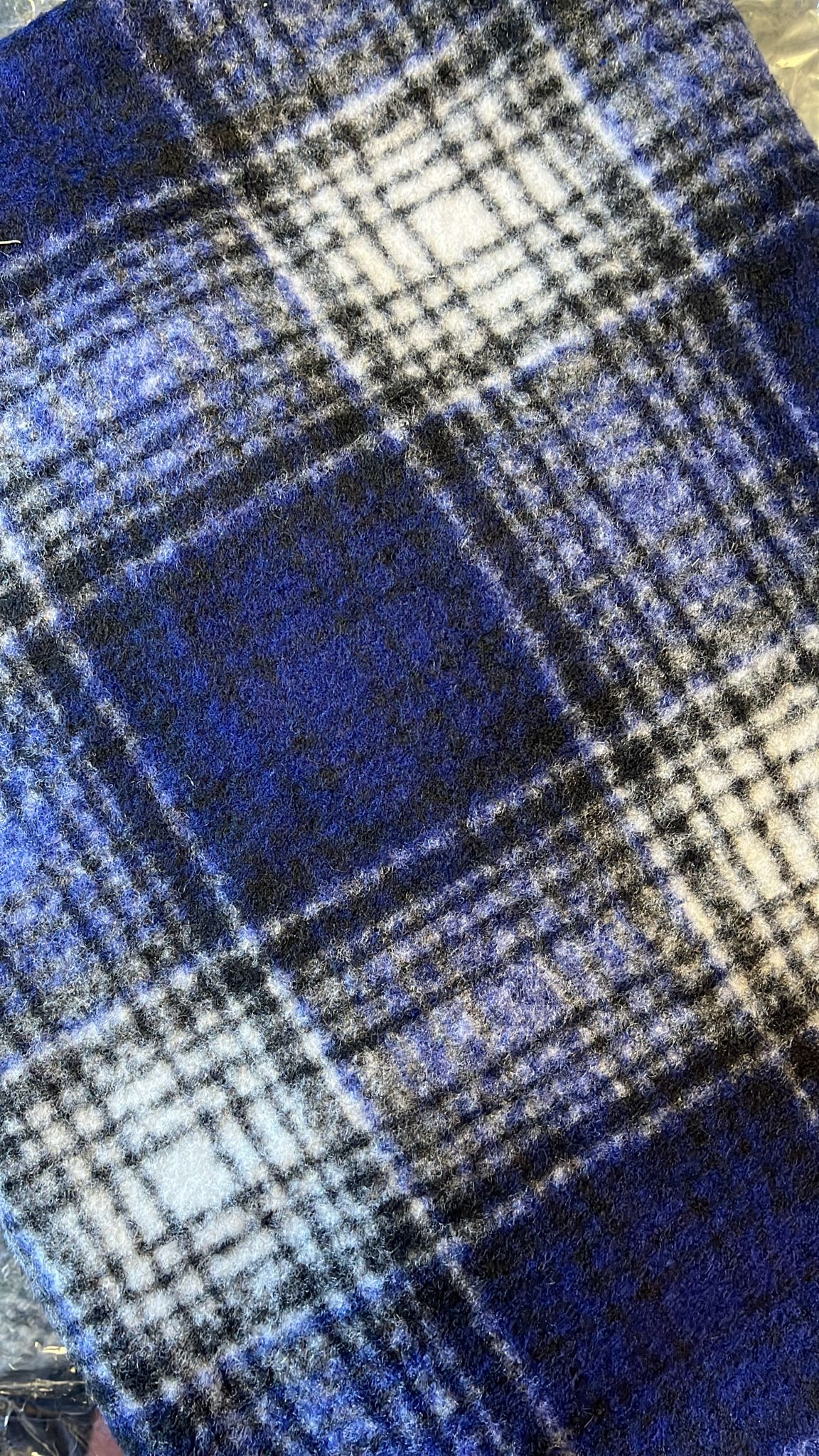 P009 Check Patten Poncho