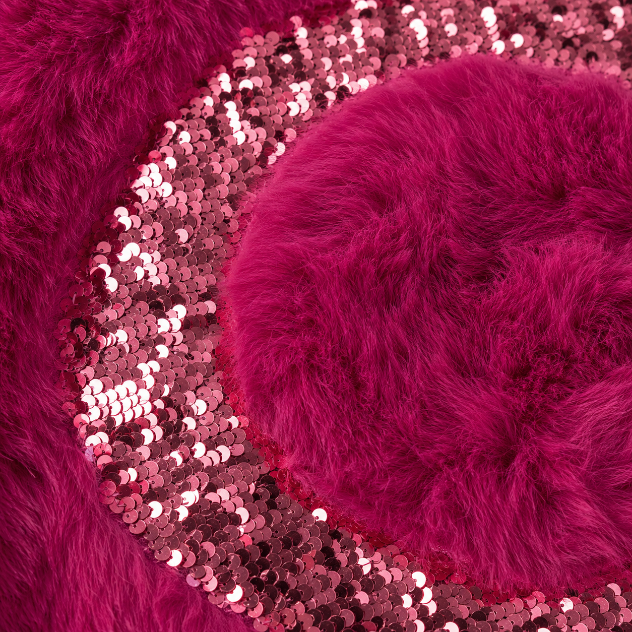 C826 Fuchsia