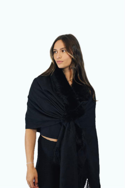 P007 Cashmere-Feeling Blanket Poncho Black