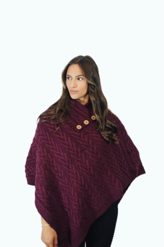 P005 Aran Poncho Navy One Size