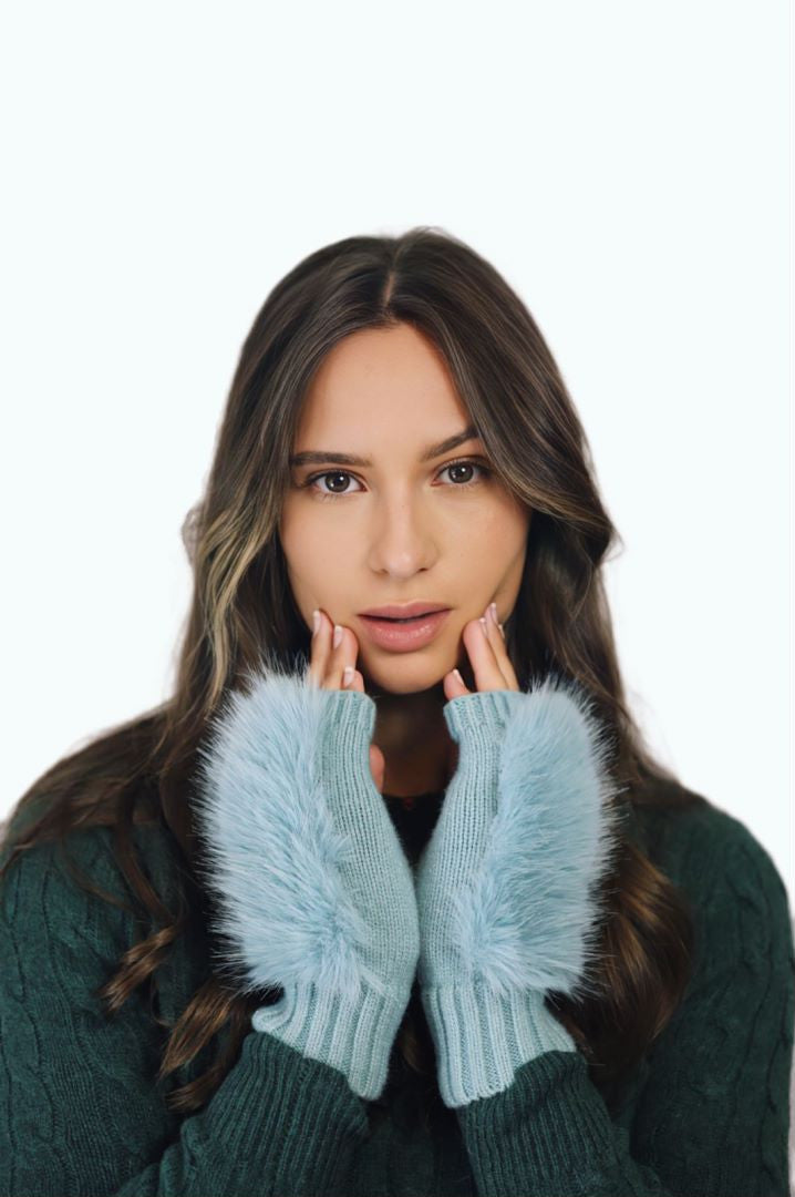 G01823 Faux Fur Gloves