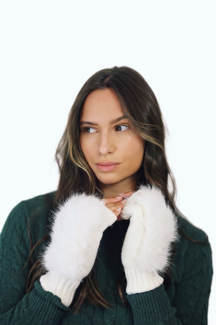 G01823 Faux Fur Gloves