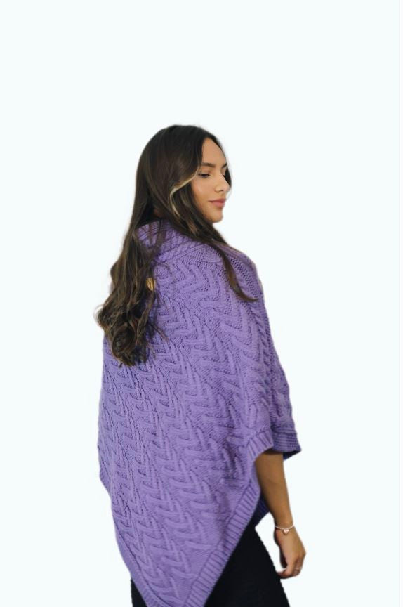 P005 Aran Poncho Lilac