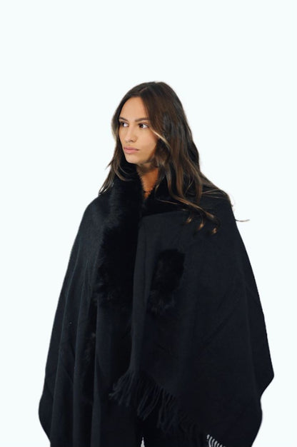 P007 Cashmere-Feeling Blanket Poncho Black