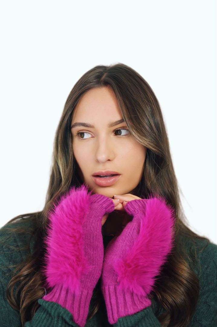 G01823 Faux Fur Gloves